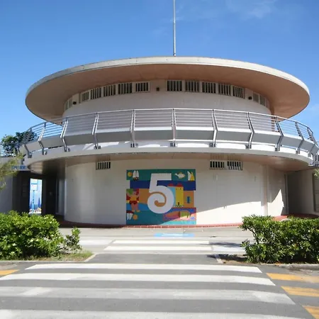 Ba -gambero 利尼亚诺萨比亚多罗